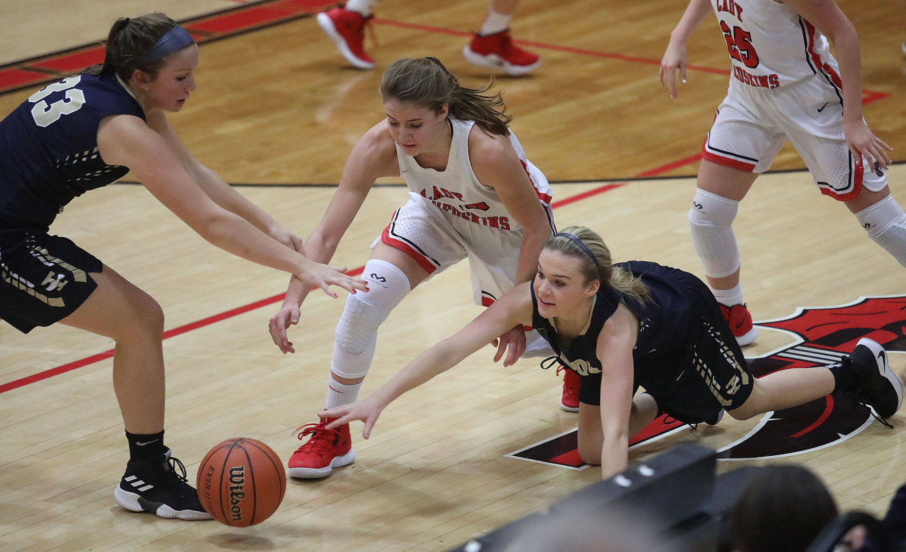Sullivan vs Teutopolis girls basketball 24 11.26.18.jpg